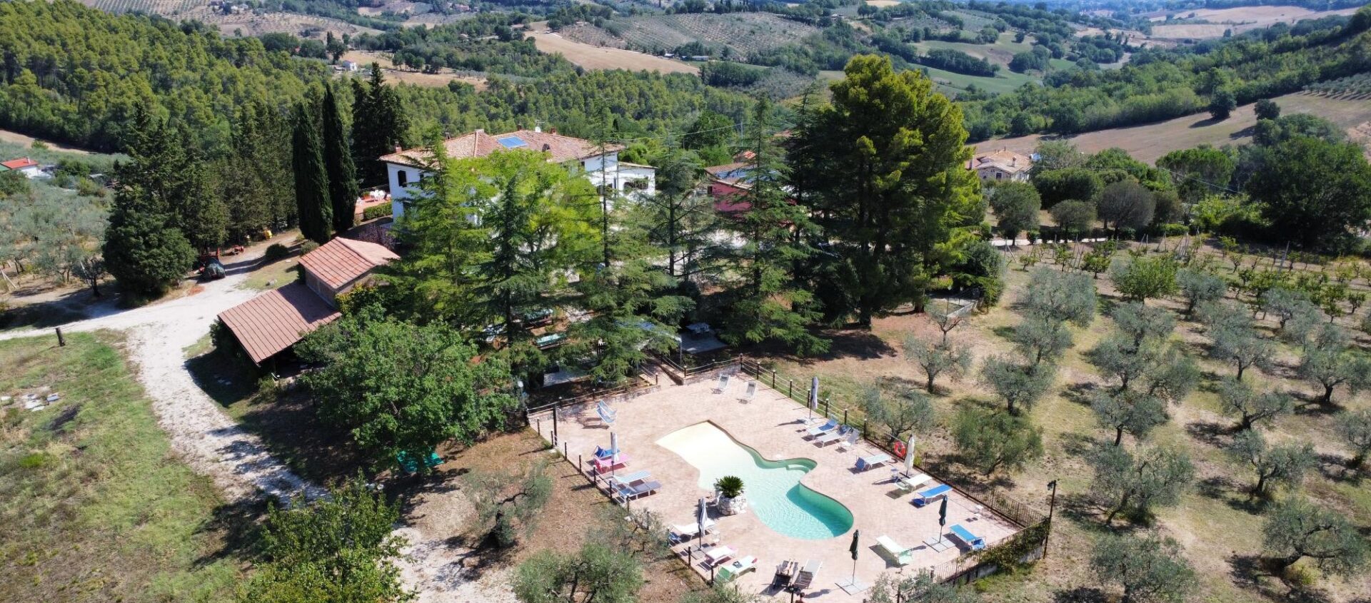 foto piscina drone 1